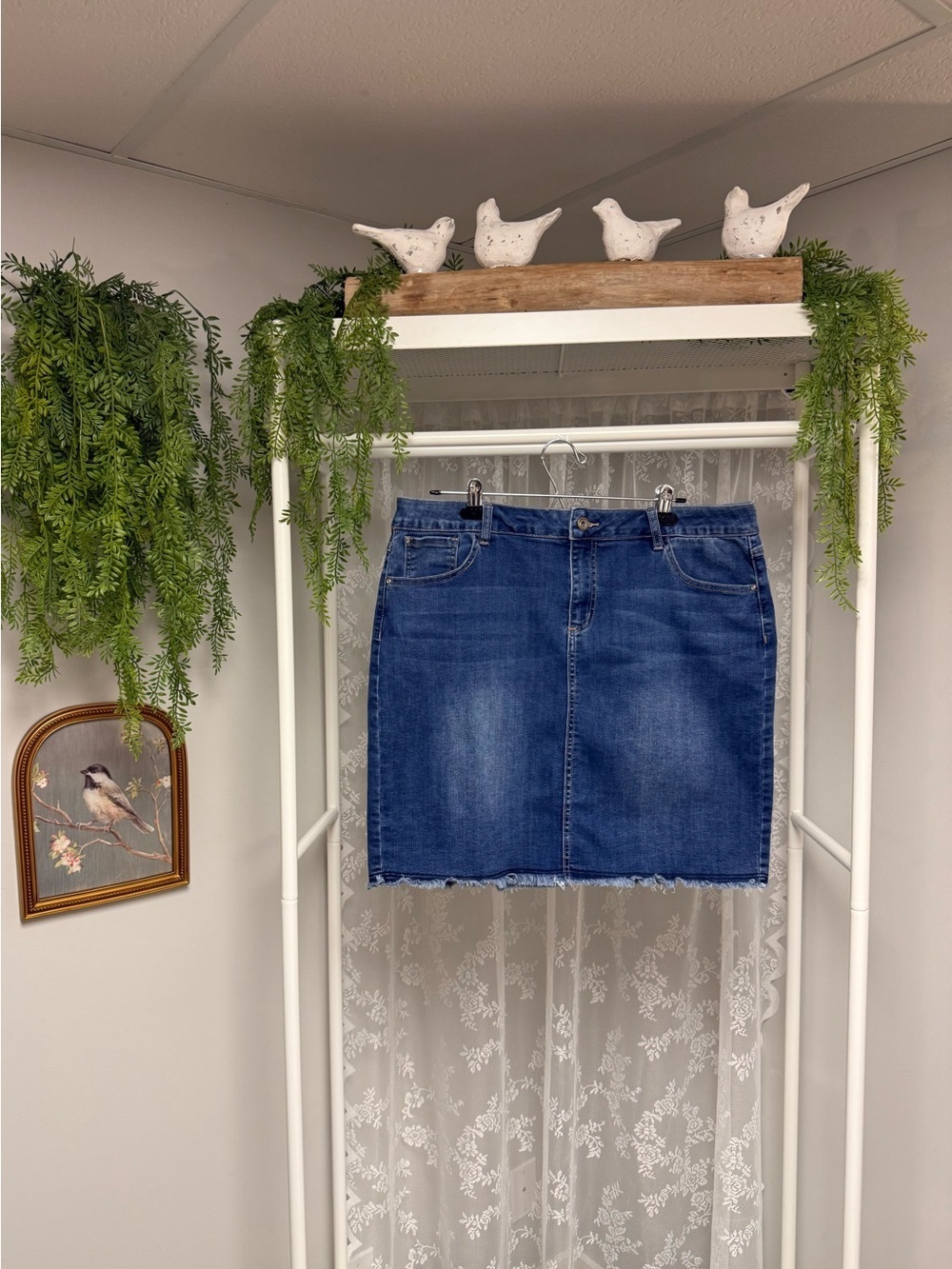 Charlie B Stretch Denim Skirt Frayed Raw Hem Blue Jean Midi Medium Wash Size 14